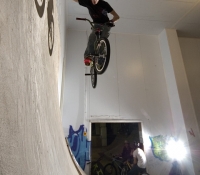 handplant2